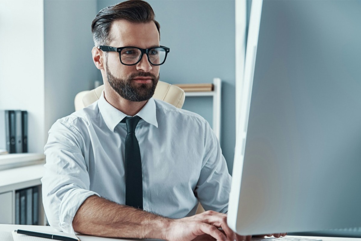 financial advisor 